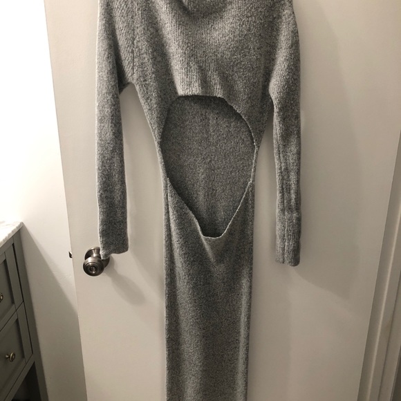Light grey maxi sweater dress size medium - Picture 2 of 3
